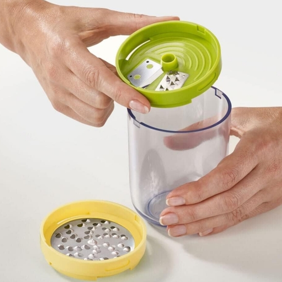 Joseph Joseph Spiro HandHeld Vegetable Slicer Spiralizer Spaghett Noodle Maker - Picture 4 of 8